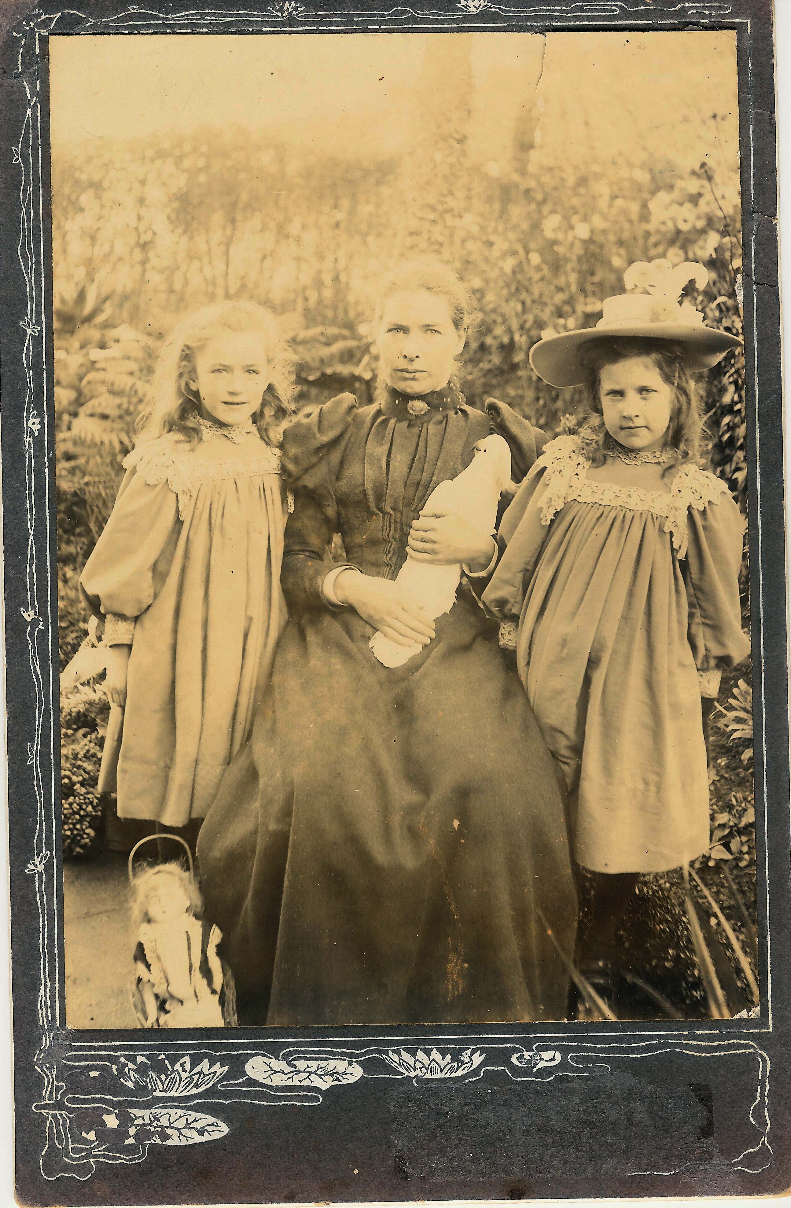 Photo of photos/Mary McLennan nee Cameron 1833-1904 portrait